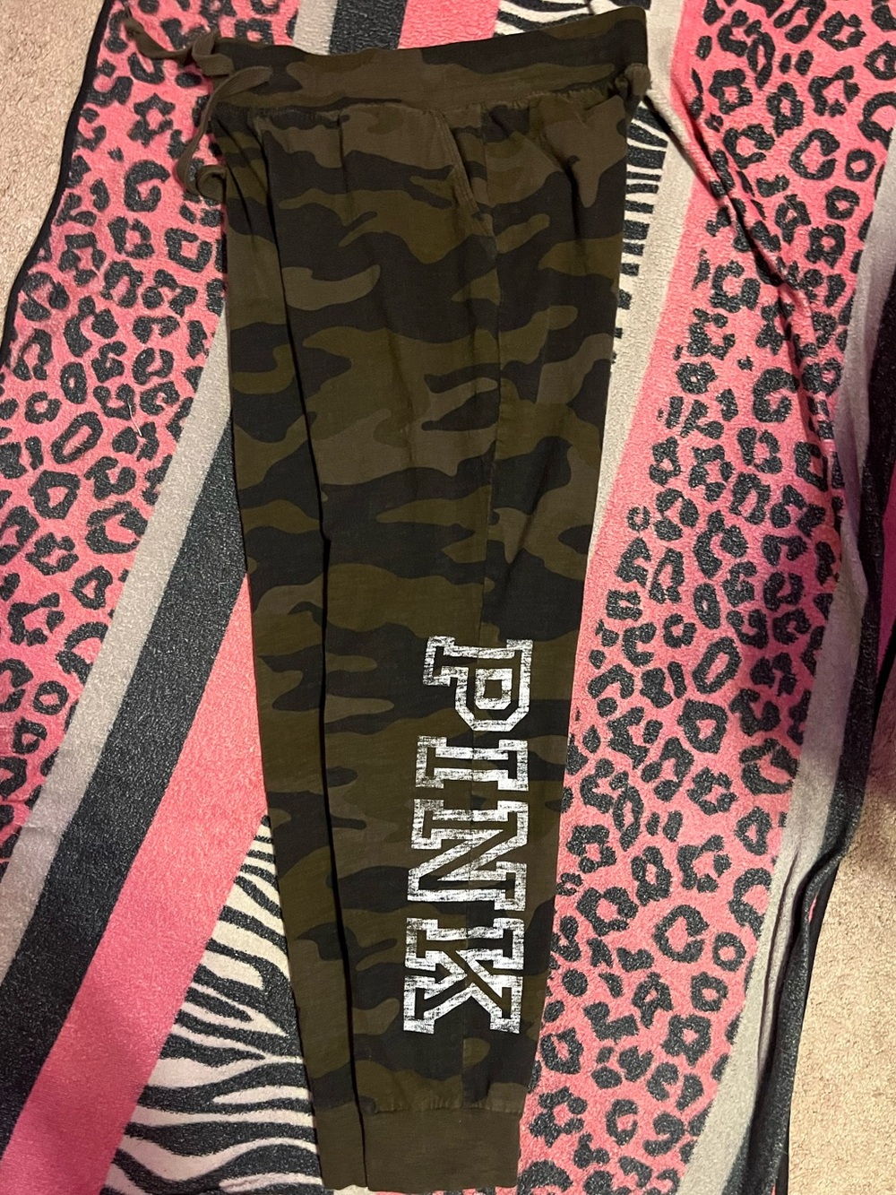 PINK Victoria's Secret camo sweatpants